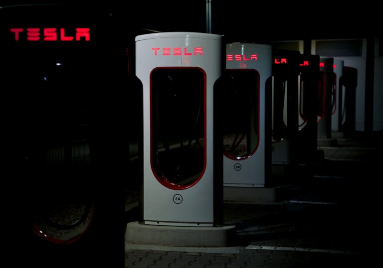 Tesla moves Bitcoin worth $770 million bitcoin to new addresses